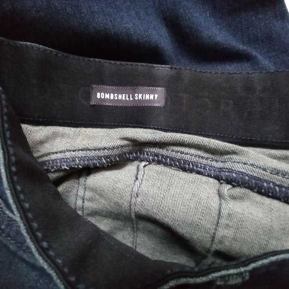 Torrid Premium Bombshell Skinny Stretch Jeans Plus Size 24 - Picture 4 of 12